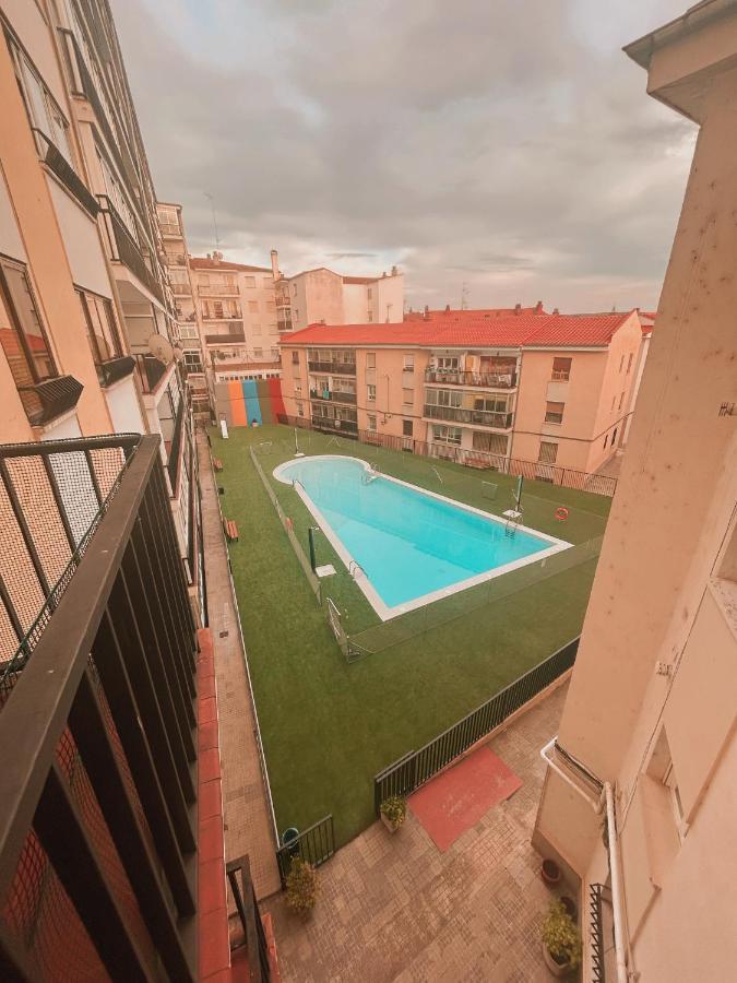 Vut Avila Centro Ciudad Kültér fotó